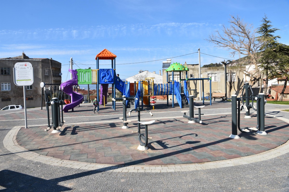 Büyükşehir’den Bandırma’ya 4 yeni park
