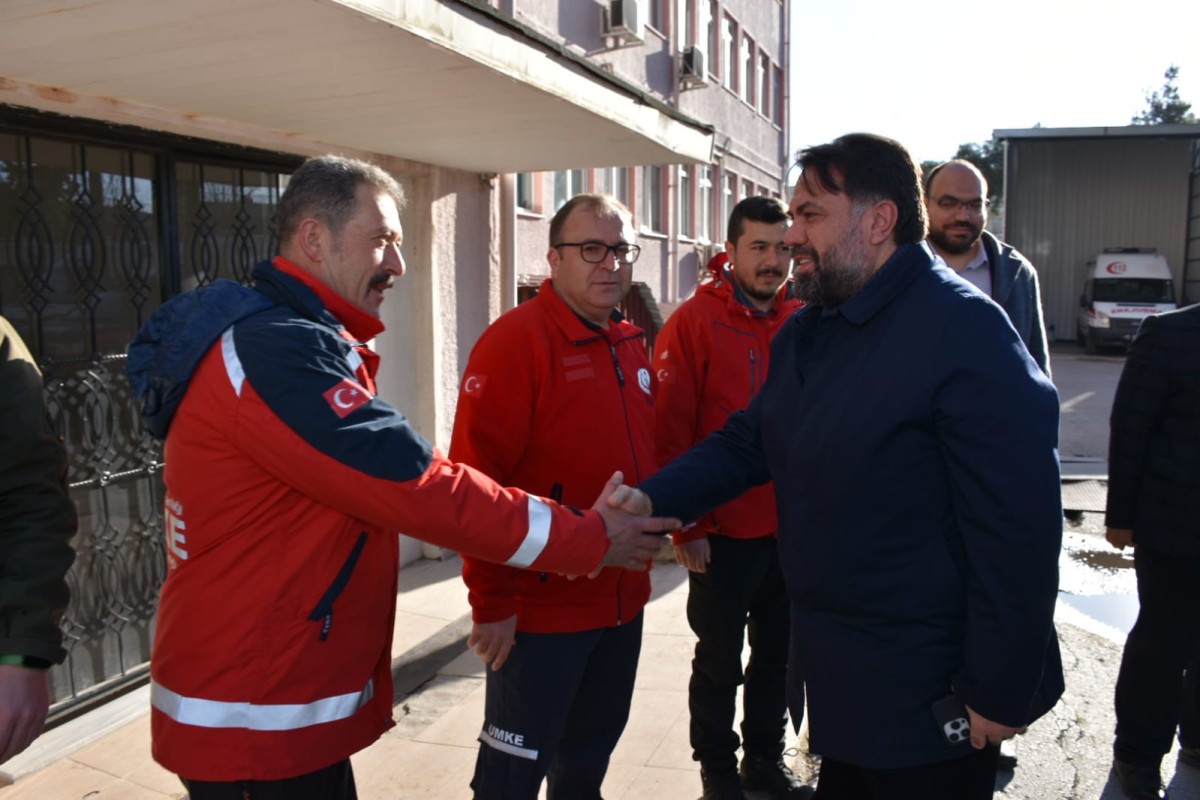 BAŞARAN: “SAĞLIK ÇALIŞANLARIMIZIN TIP BAYRAMINI KUTLUYORUM”