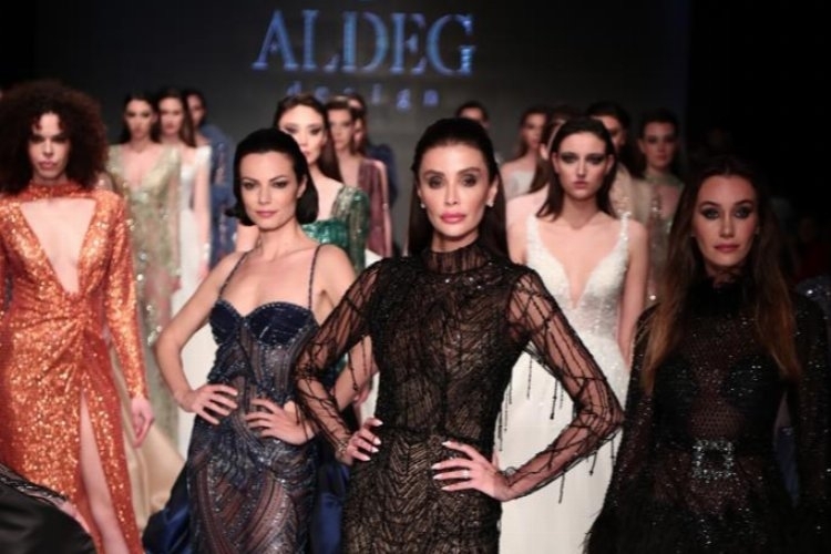 Fashion Week fırtınası İzmir'de