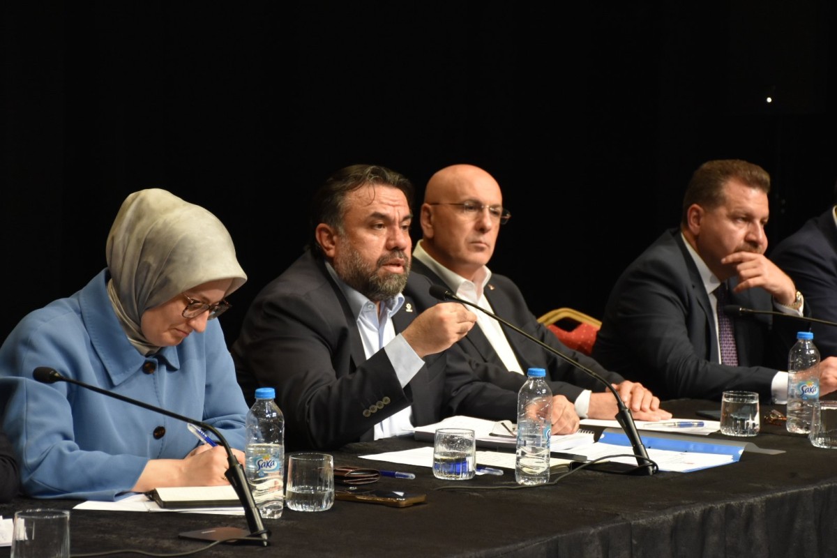 BAŞKAN BAŞARAN: “REHAVETE KAPILMADAN, DOĞRU ADAMLA YOLA DEVAM”