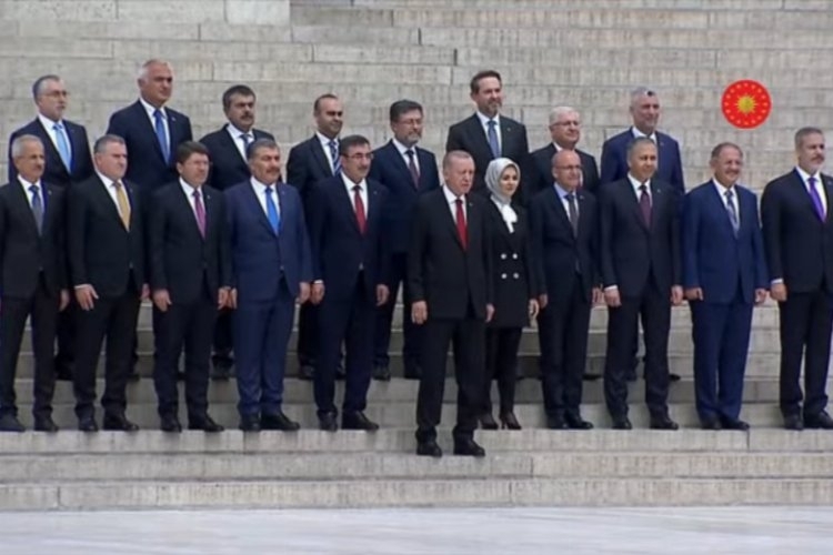 Cumhurbaşkanı Erdoğan ve kabine üyeleri Anıtkabir'i ziyaret etti