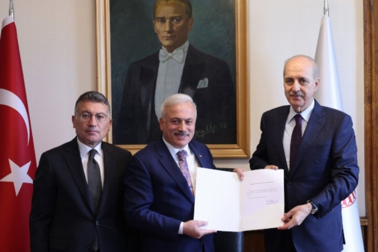 Numan Kurtulmuş, TBMM Başkanlığı için adaylık başvurusunu yaptı
