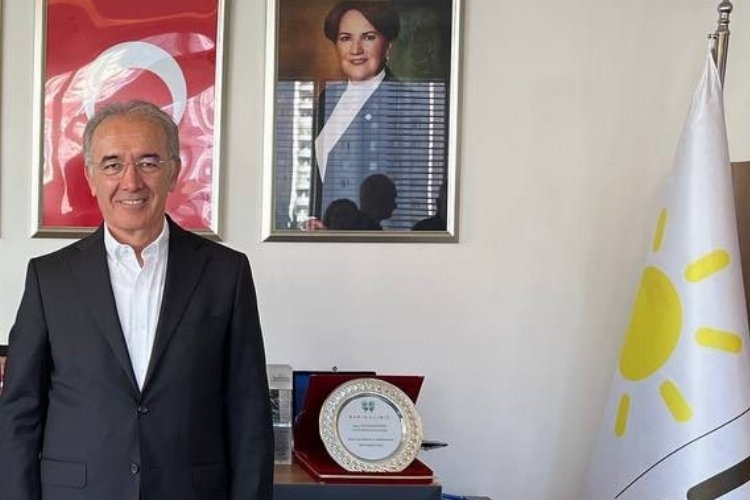 İYİ Parti'nin Kurucularından Andican İstifa Etti