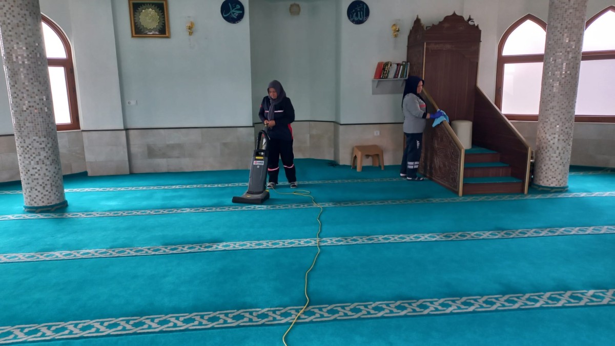 KARESİ’DE KURBAN BAYRAMI HAZIRLIKLARI DEVAM EDİYOR