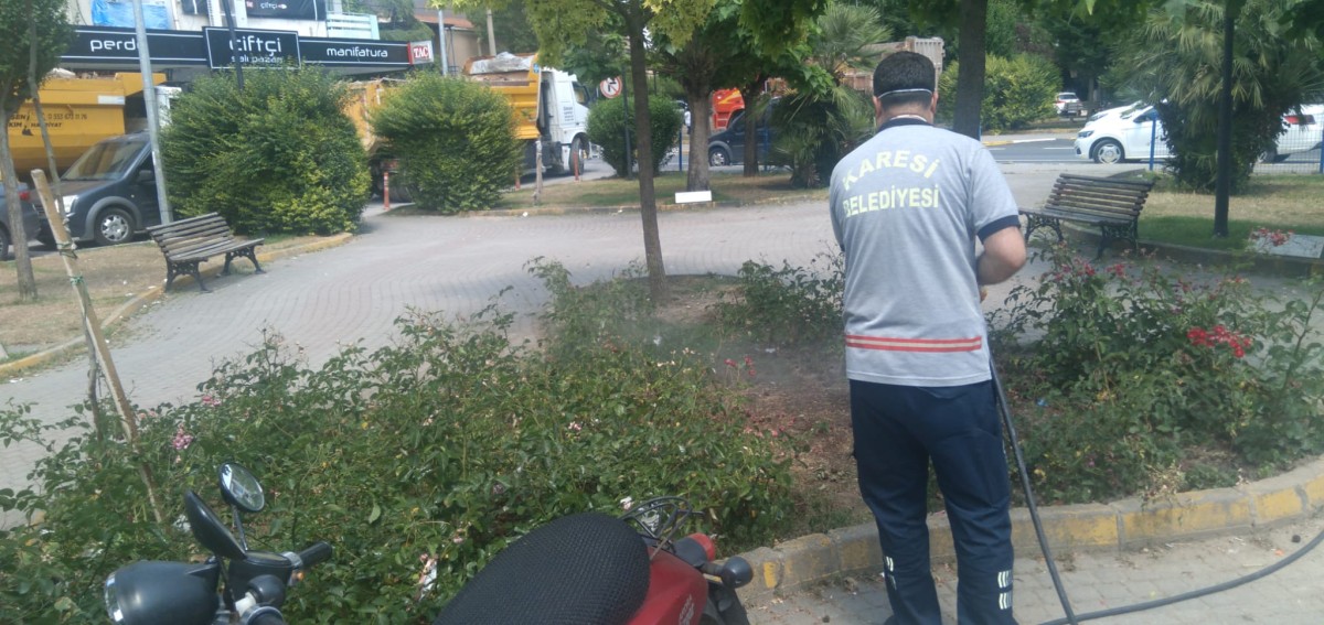 KARESİ’DE İLAÇLAMA 7/24 SÜRÜYOR