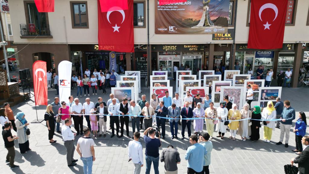 KARESİ’DE TÜRKİYE YÜZYILININ KAHRAMANLARI ANILDI