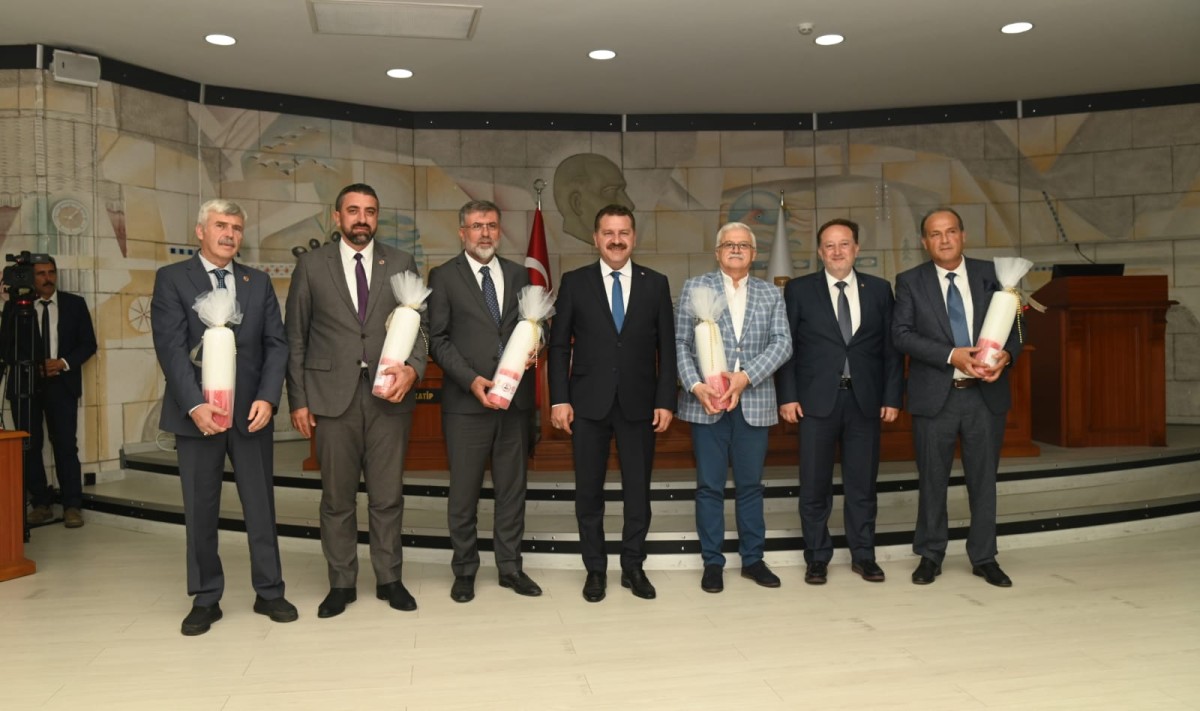 BAŞKAN ORKAN: “TÜRKİYE YAĞLI GÜREŞ LİGİ FİNALLERİ KURTDERE’DE”