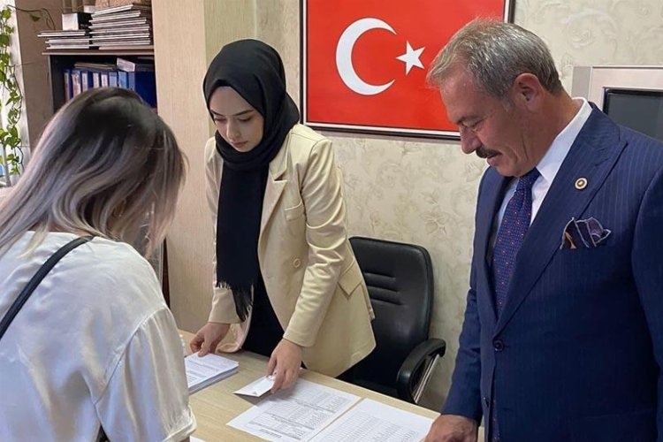 AK Parti Balıkesir'de Yeni İl Başkanı Arayışında