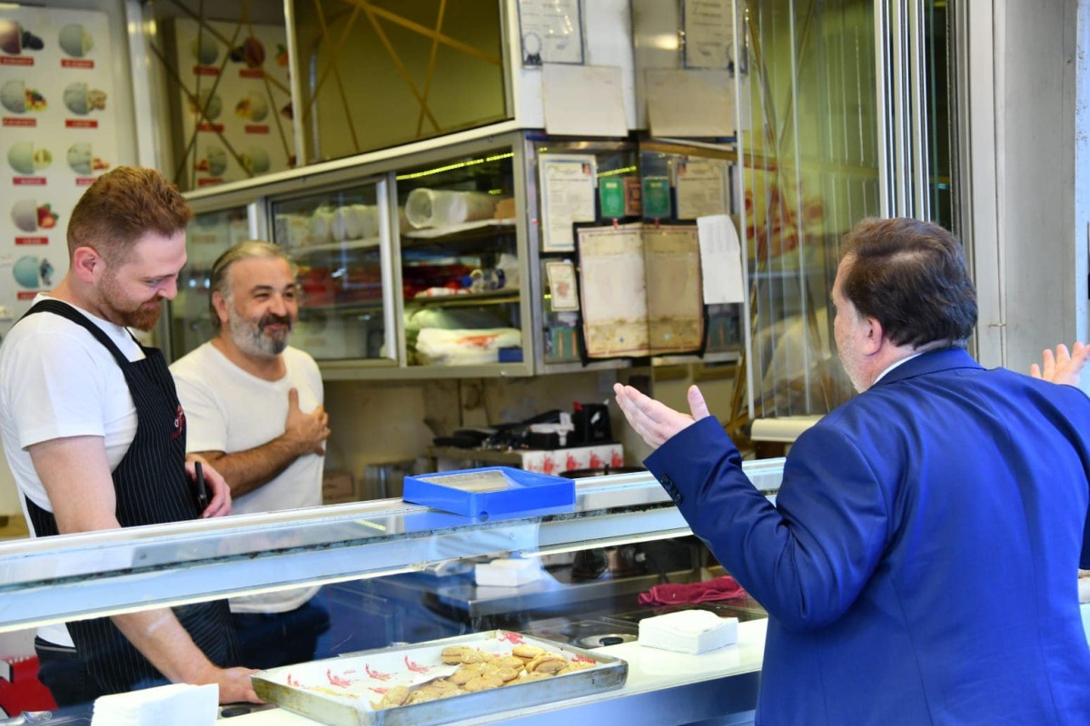 BAŞKAN ORKAN VATANDAŞ VE ESNAFLARLA İÇİÇE