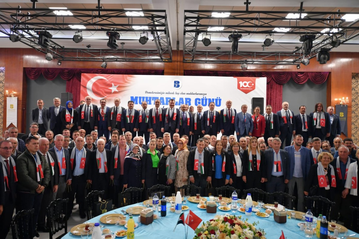 Vali Ustaoğlu Muhtarlarla buluştu