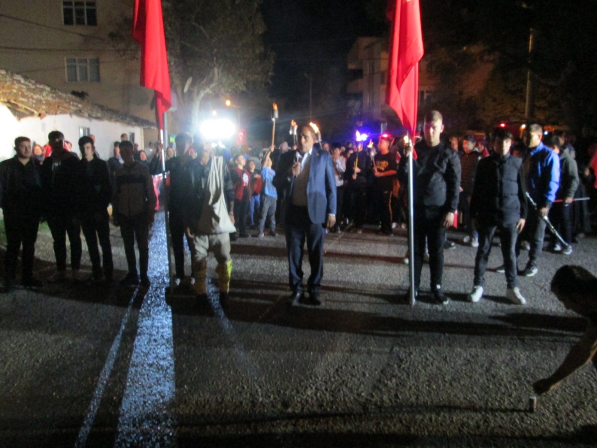  ŞAMLI’DA CUMHURİYETİN 100. YIL KUTLAMALARI MUHTEŞEMDİ