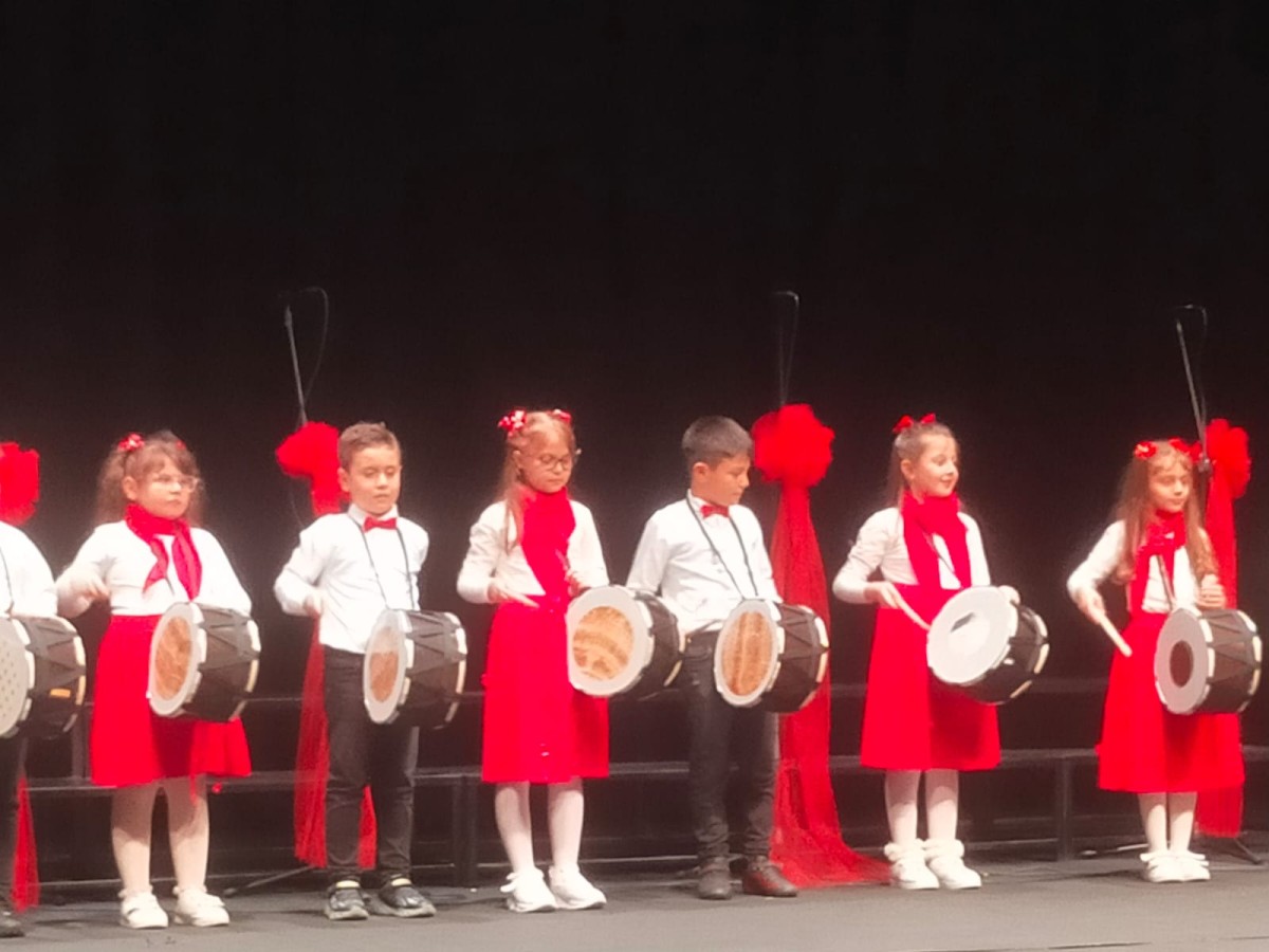 SAKARYA İLKOKULU'NDAN 100. YILA COŞKULU KUTLAMA 