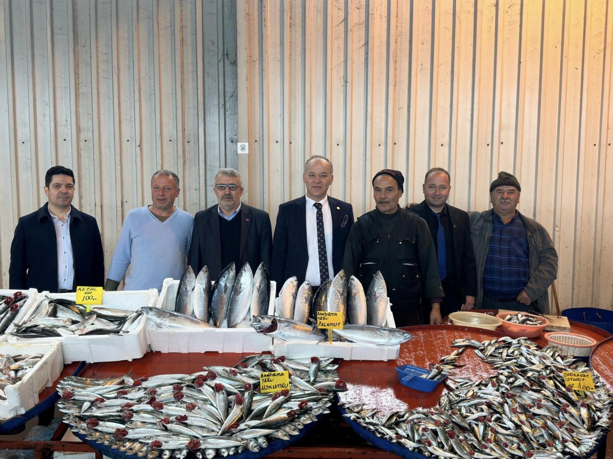 MHP'Lİ TUNÇ KEPSUT’TA VATANDAŞLARLA BULUŞTU