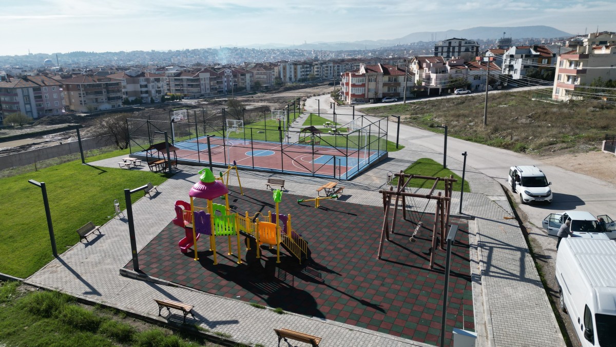 KARESİ’DE ÇOCUK VE GENÇLERE ÖZEL ÖNEM