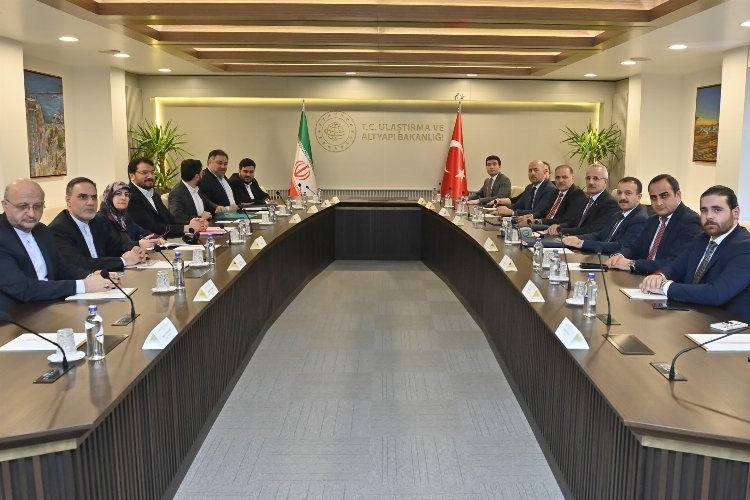 Bakan Uraloğlu, İranlı Mevkidaşını Türkiye'de Misafir Etti