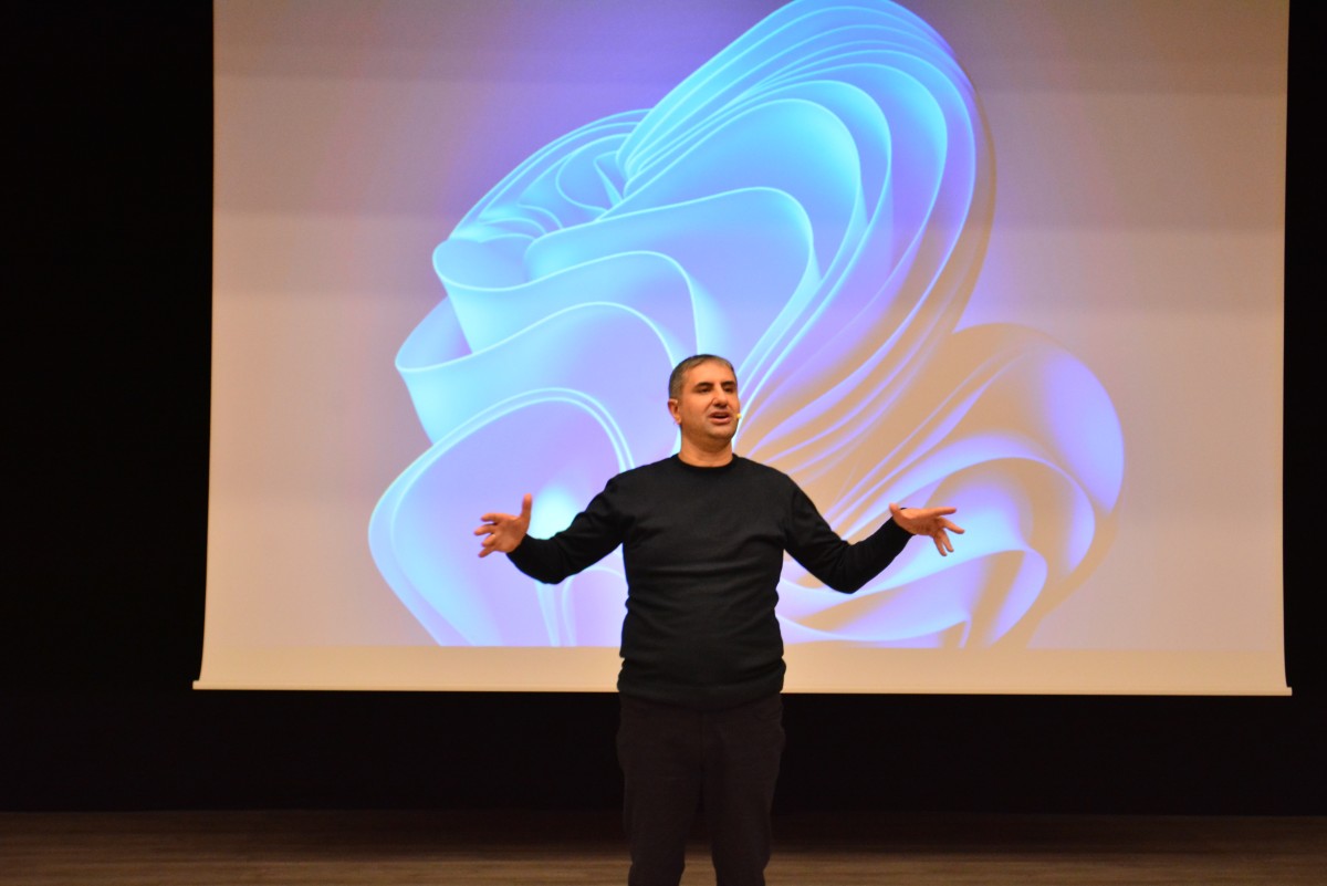BAÜN’de “Metaverse ve Yapay Zeka” Konferansı