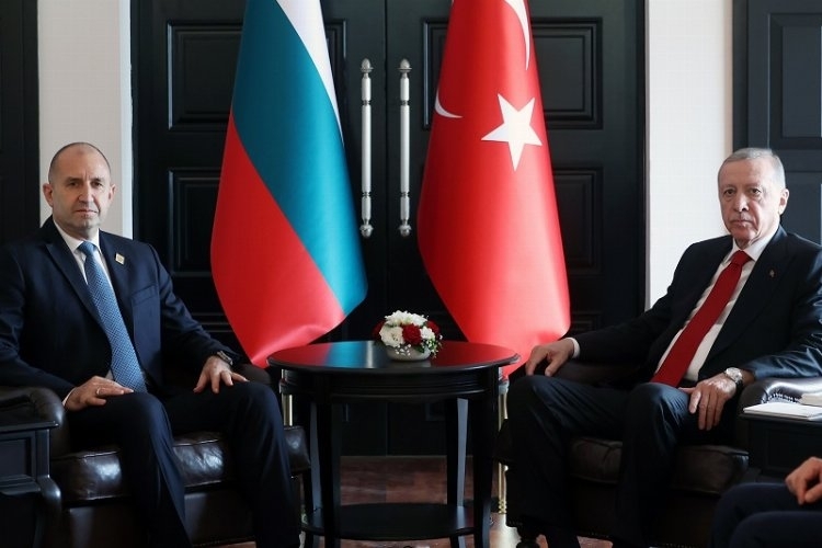 Cumhurbaşkanı Erdoğan, Bulgaristan Cumhurbaşkanı Radev İle Görüştü