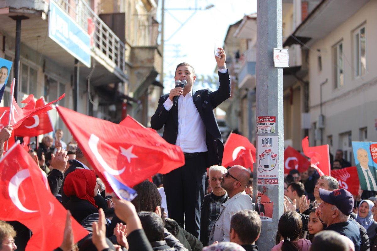 SAVAŞTEPE’DE AHMET AKIN’A BÜYÜK İLGİ