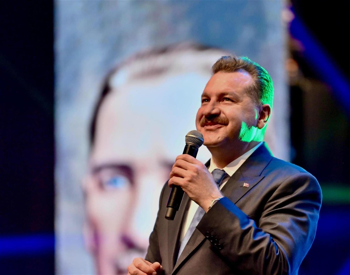 “Büyükşehir’e 10 bin yeni personel alınacak”