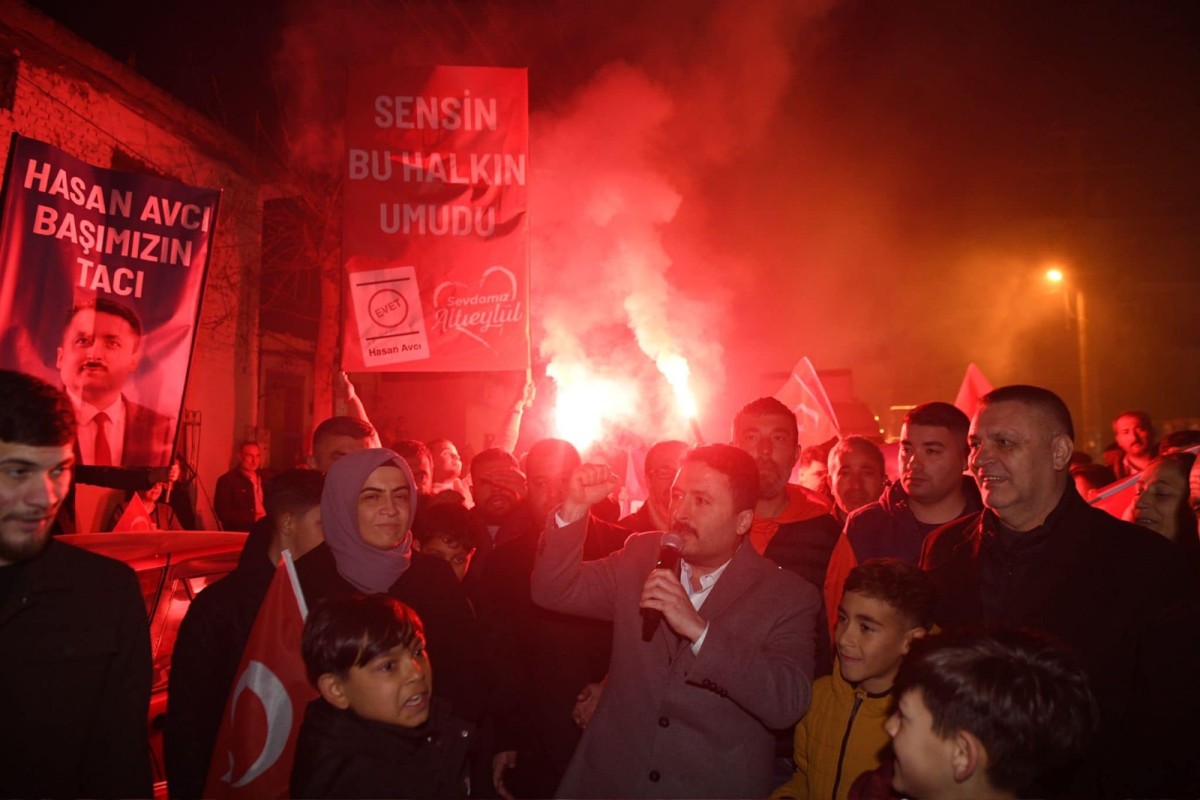 ALTIEYLÜLLÜ VATANDAŞLAR: “BU SEVDA BİTMEZ”