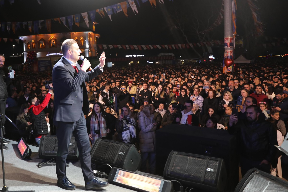 ‘GENÇLERİN HAYALLERİ BENİM HEDEFLERİMDİR’