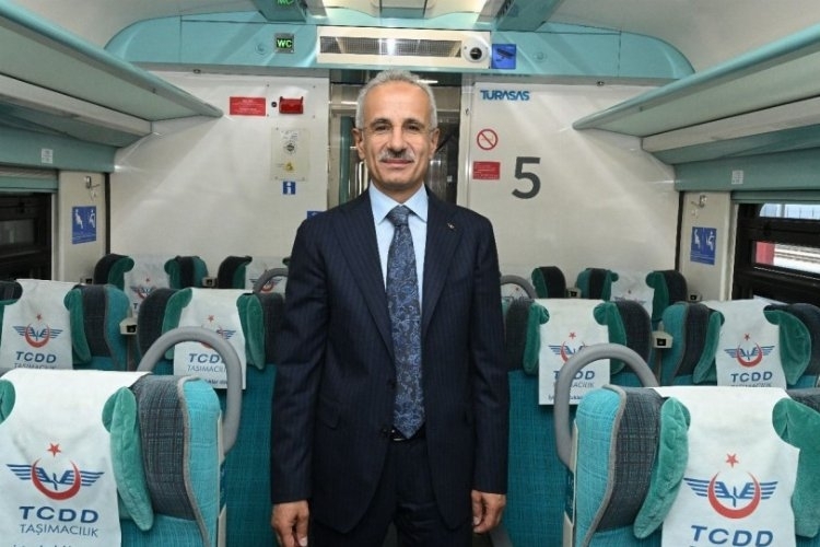 Hızlı Tren Yolcularına Bayram Hediyesi: Keyifli Yolculuk Deneyimi