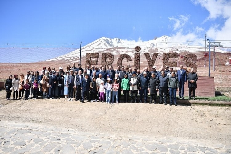 Bakan Özhaseki ve Başkan Büyükkılıç, 271 Bin 500 Fidanı Toprağa Ekledi