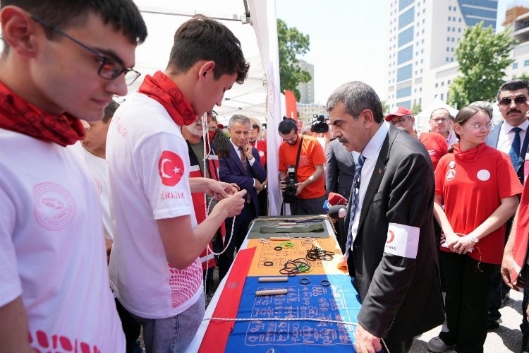 Bakan Tekin İyilik İçin Bir Araya Geldi