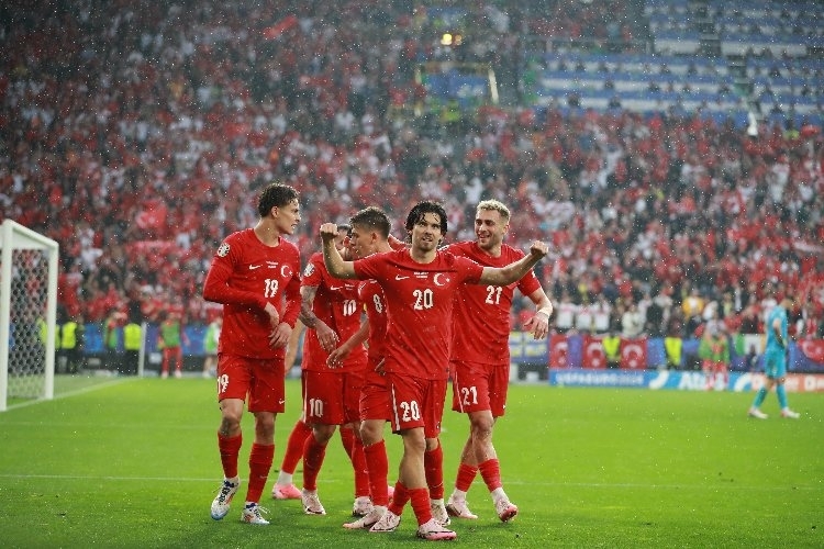 Milliler Son 16'ya Yükselmek İçin Hazırlanıyor