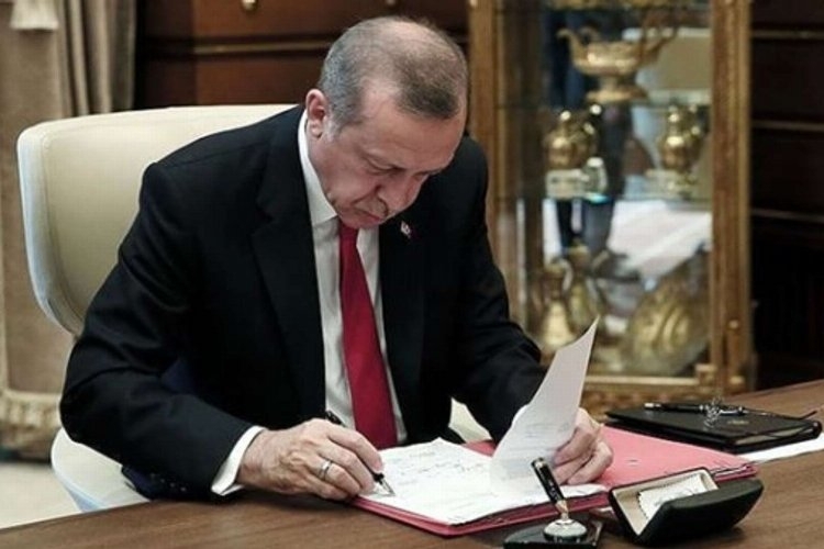 Erdoğan'ın imzasıyla DEÜ'de 19 fakülte kapatıldı, 14 yeni fakülte açıldı!