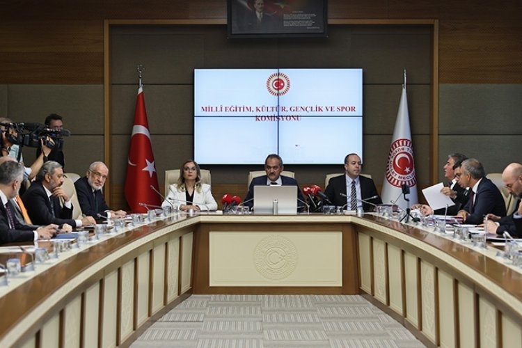 Öğretmenlik Mesleği Kanunu teklifi, komisyondan geçti
