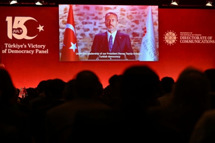 İletişim Başkanı Altun, Londra'ya video mesaj gönderdi