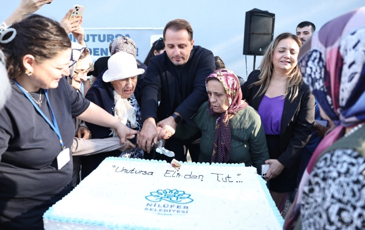 Alzheimer Hastalığı: Toplumun Ortak Sorunu