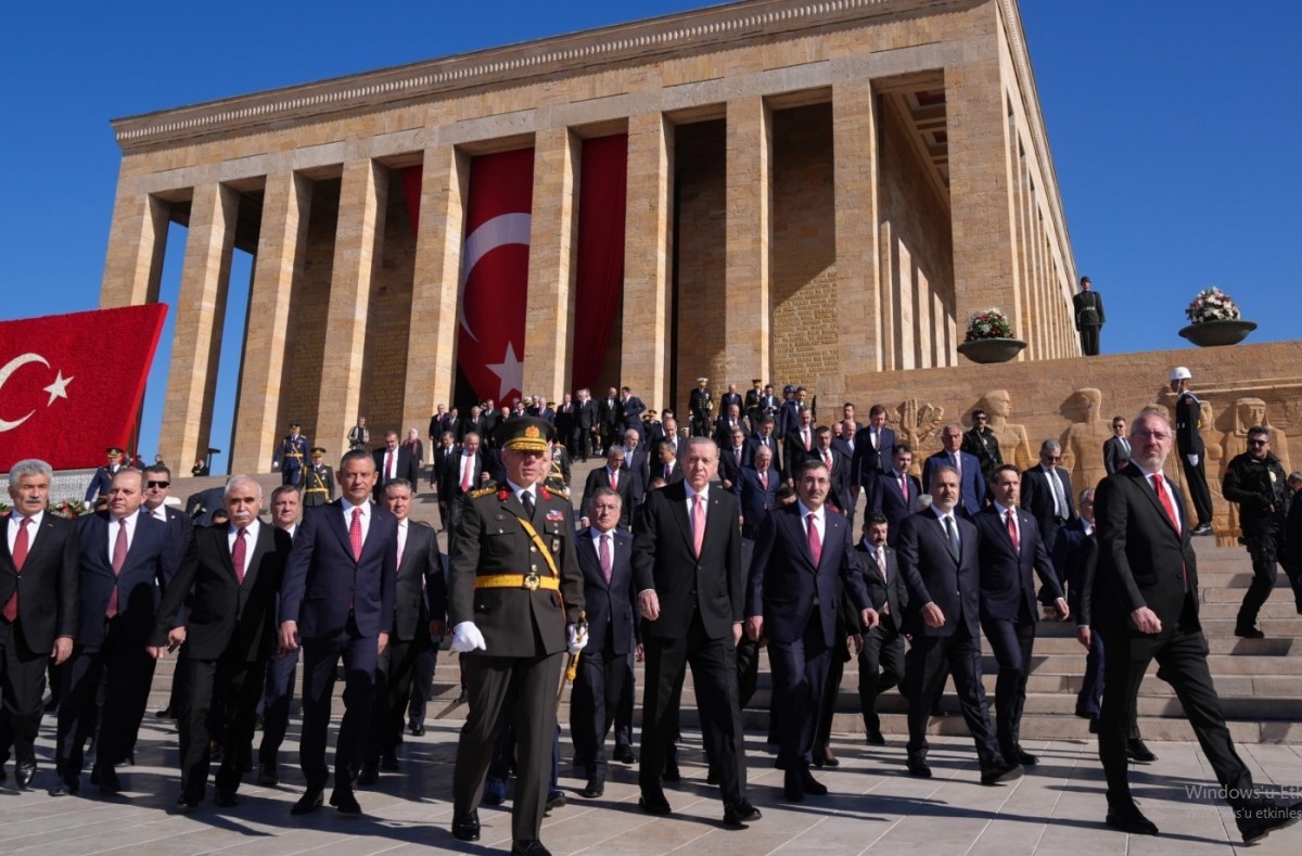 Devlet Erkanı, Anıtkabir'i Ziyaret Etti