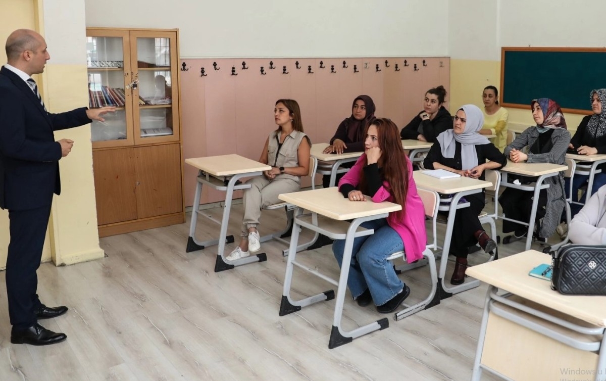 MEB'den Ailelere Yönelik 'Maarif Okulu' Programı