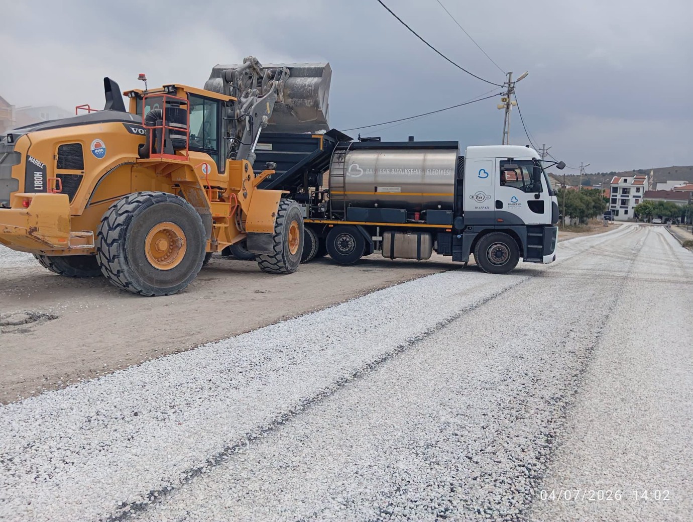 Avşa Adası Yiğitler ve Çiftlik Yolunda Soğuk Asfalt Çalışması Tamamlandı